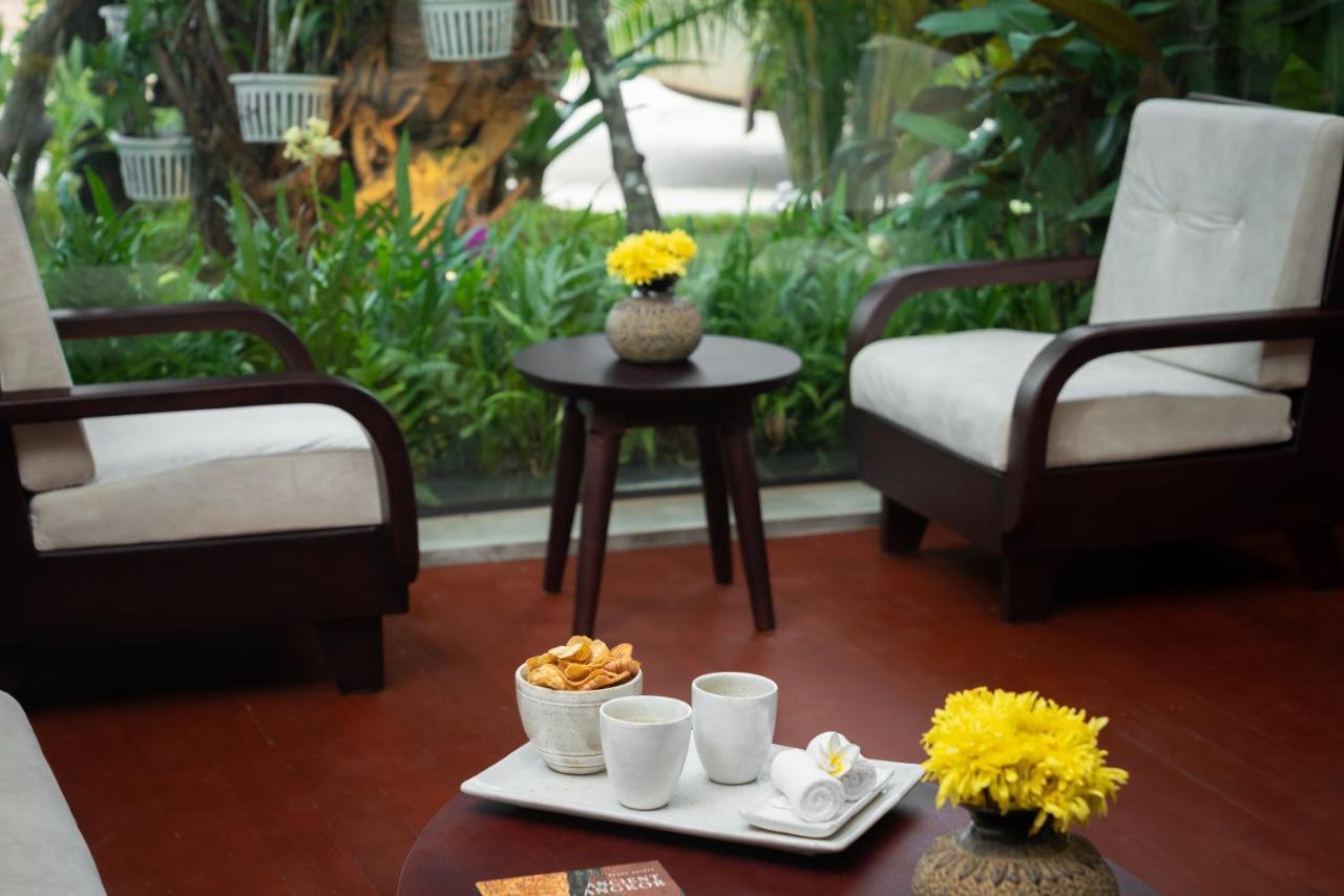 Eightfold Urban Resort Ciudad de Siem Riep Exterior foto A room at the hotel