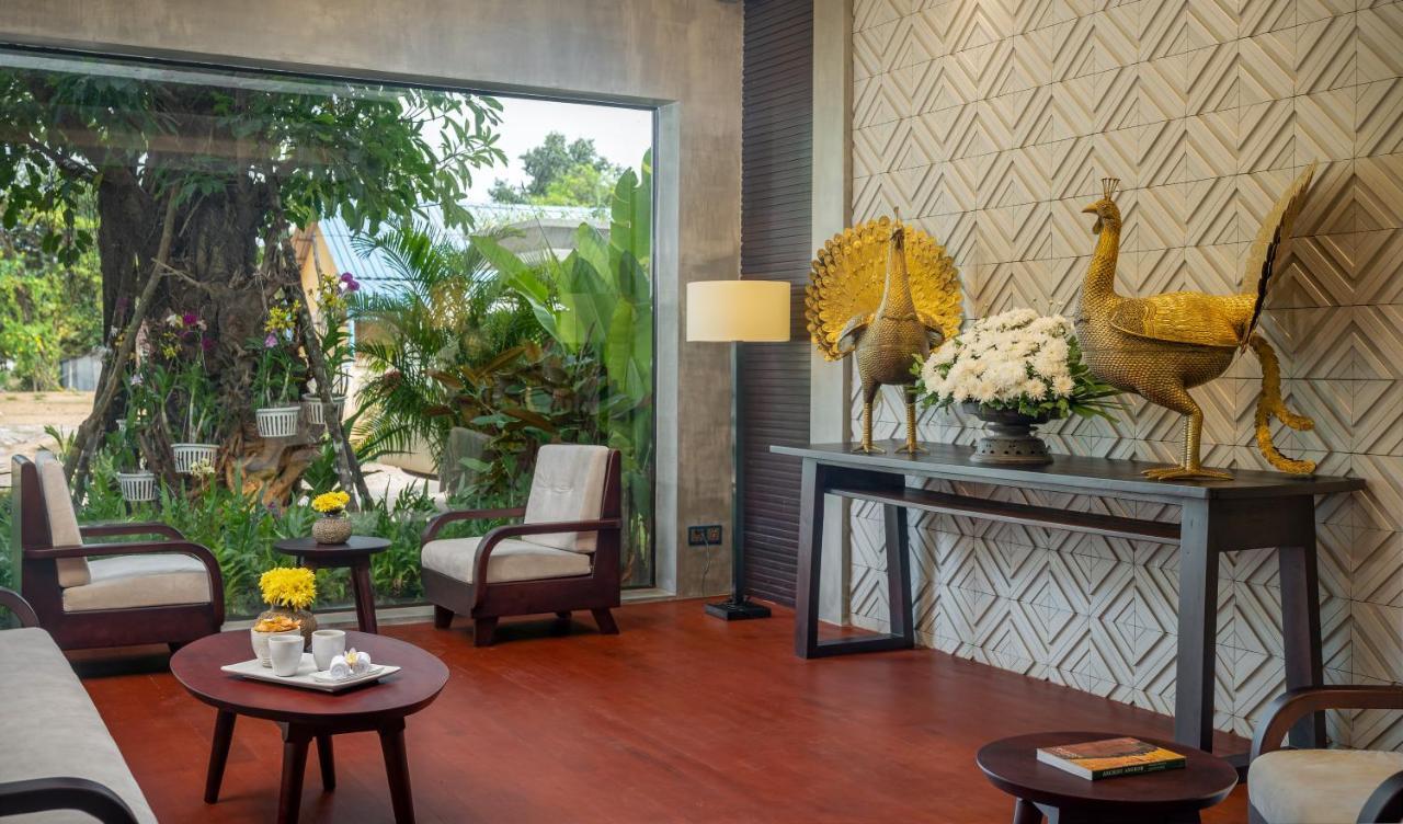 Eightfold Urban Resort Ciudad de Siem Riep Exterior foto The lobby of the hotel