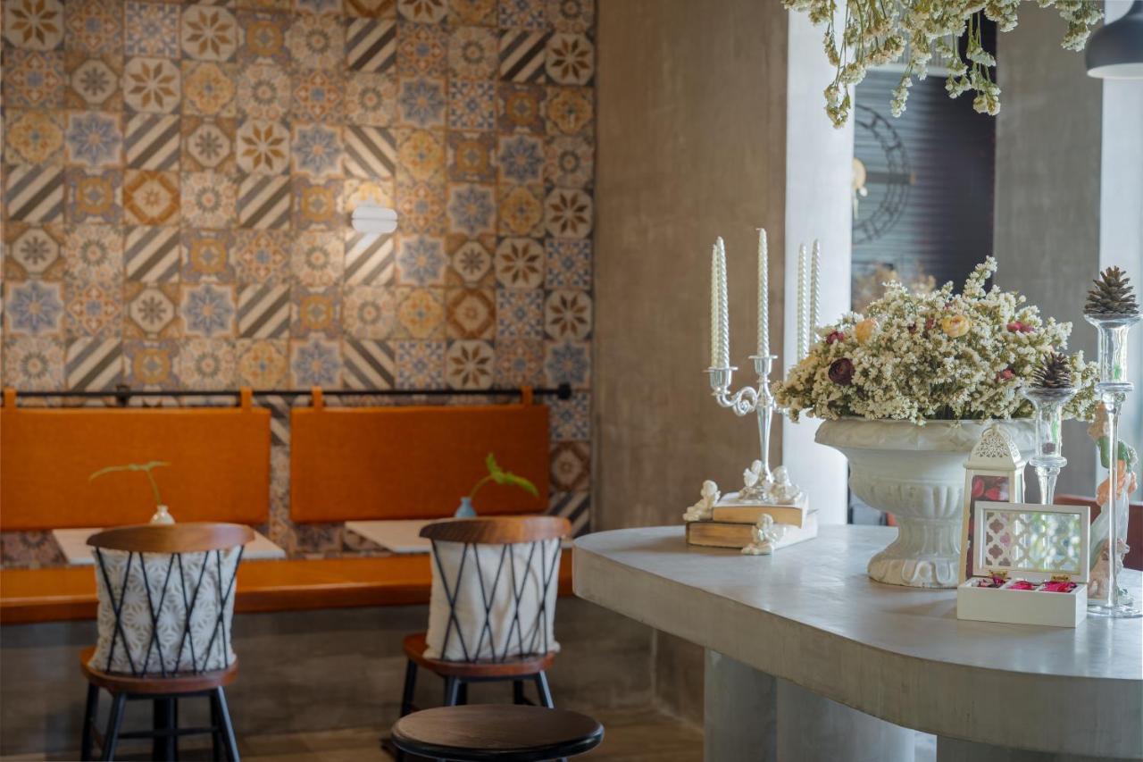 Eightfold Urban Resort Ciudad de Siem Riep Exterior foto Interior of the restaurant
